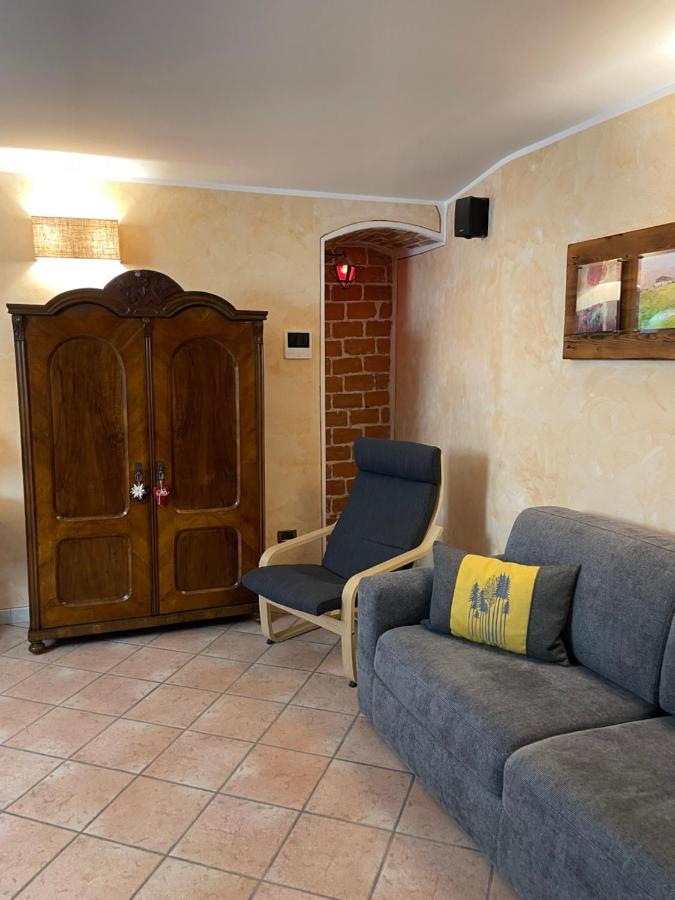 Nel Vecchio Borgo Apartment Verres Exterior photo